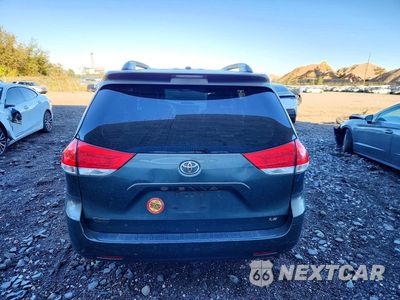 Zdjęcie 6 z 13 samochodu: 2013 TOYOTA SIENNA LE VIN:5TDKK3DCXDS370335 - miniatura