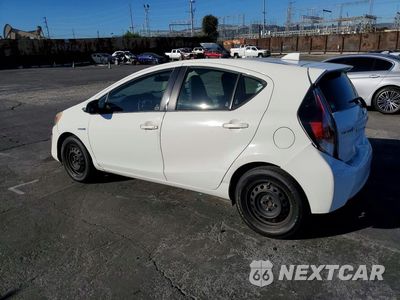 Drugie zdjęcie samochodu z przodu: 2016 TOYOTA PRIUS C ONE VIN:JTDKDTB32G1136835 - miniatura