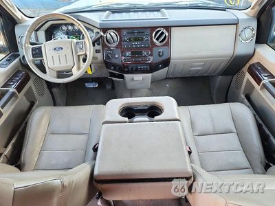 Zdjęcie 8 z 12 samochodu: 2008 FORD F250 SUPER DUTY VIN:1FTSW21RX8EA48667 - miniatura