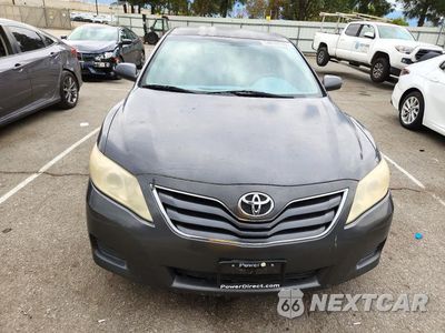 Piąte zdjęcie samochodu w środku: 2011 TOYOTA CAMRY LE VIN:4T1BF3EK5BU147585 - miniatura