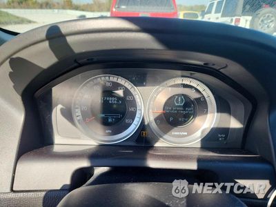 Zdjęcie 9 z 13 samochodu: 2012 VOLVO XC60 VIN:YV4902DZ3C2334038 - miniatura
