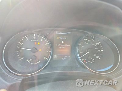 Zdjęcie 9 z 13 samochodu: 2017 NISSAN ROGUE SPORT S VIN:JN1BJ1CP7HW013523 - miniatura