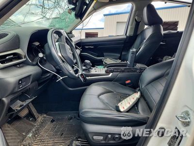 Zdjęcie 7 z 13 samochodu: 2020 TOYOTA HIGHLANDER XLE VIN:5TDHZRBH1LS030769 - miniatura