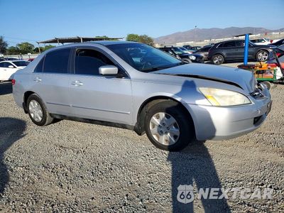 Czwarte zdjęcie samochodu z boku: 2003 HONDA ACCORD LX VIN:1HGCM56363A075849 - miniatura