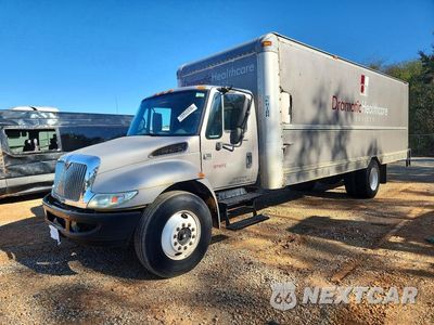 2004 INTERNATIONAL 4300 BOX TRUCK 1HTMMAAM44H593479 - główne zdjęcie licytacji z USA - miniatura