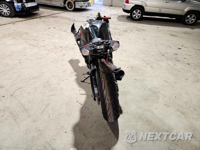 Czwarte zdjęcie samochodu z boku: 2017 SUZUKI GSX-R600 VIN:JS1GN7FA8H2100589 - miniatura