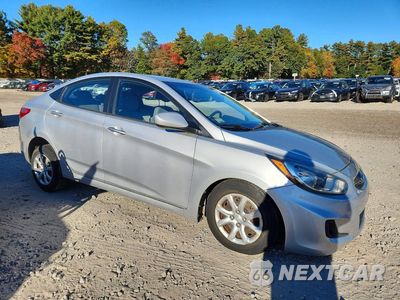 Czwarte zdjęcie samochodu z boku: 2013 HYUNDAI ACCENT GLS VIN:KMHCT4AE5DU285651 - miniatura