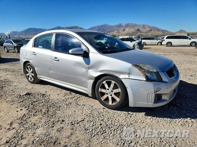 Czwarte zdjęcie samochodu z boku: 2012 NISSAN SENTRA 2.0 VIN:3N1AB6AP7CL676033 - miniatura