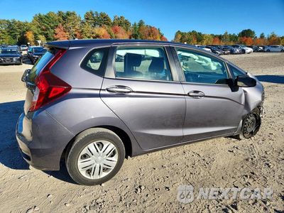 Trzecie zdjęcie samochodu z tyłu: 2019 HONDA FIT LX VIN:3HGGK5H45KM729027 - miniatura
