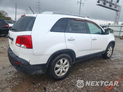 Trzecie zdjęcie samochodu z tyłu: 2011 KIA SORENTO LX VIN:5XYKTCA12BG133462 - miniatura