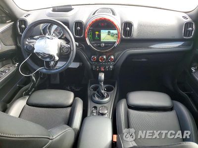 Zdjęcie 8 z 12 samochodu: 2018 MINI COUNTRYMAN JCW ALL4 VIN:WMZYT3C32J3E01053 - miniatura