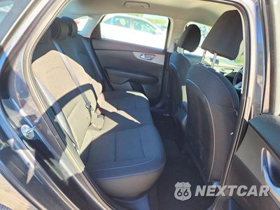 Zdjęcie 10 z 12 samochodu: 2020 KIA FORTE FE VIN:3KPF24AD5LE191245 - miniatura
