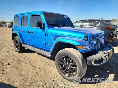 Czwarte zdjęcie samochodu z boku: 2021 JEEP WRANGLER UNLIMITED SAHARA 4XE VIN:1C4JJXP63MW868226 - miniatura