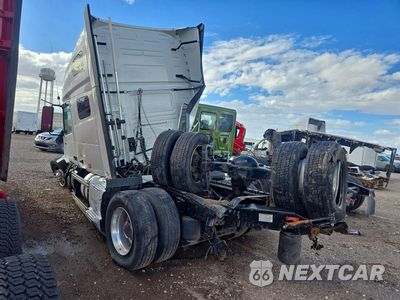 Drugie zdjęcie samochodu z przodu: 2024 VOLVO VNL SEMI TRUCK VIN:4V4NC9EH2RN660173 - miniatura