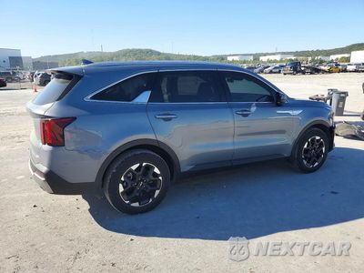 Trzecie zdjęcie samochodu z tyłu: 2025 KIA SORENTO S VIN:5XYRL4JC6SG325635 - miniatura
