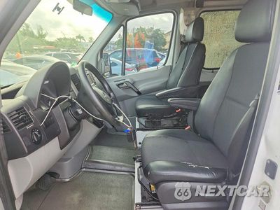 Zdjęcie 7 z 13 samochodu: 2018 MERCEDES-BENZ SPRINTER VIN:WDZPE8CD8JP618219 - miniatura