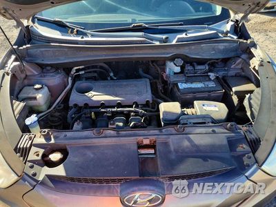 Zdjęcie 12 z 13 samochodu: 2011 HYUNDAI TUCSON GLS VIN:KM8JU3AC4BU157413 - miniatura