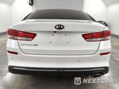 Zdjęcie 6 z 12 samochodu: 2019 KIA OPTIMA LX VIN:5XXGT4L35KG351085 - miniatura