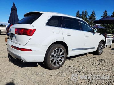 Trzecie zdjęcie samochodu z tyłu: 2019 AUDI Q7 PREMIUM PLUS VIN:WA1LAAF7XKD000985 - miniatura