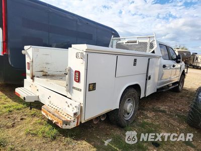 Trzecie zdjęcie samochodu z tyłu: 2018 FORD F350 SUPER DUTY VIN:1FD8W3FT5JEC67607 - miniatura