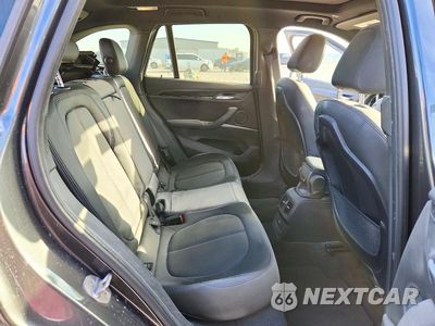 Zdjęcie 10 z 12 samochodu: 2017 BMW X1 SDRIVE28I VIN:WBXHU7C3XH5H32789 - miniatura