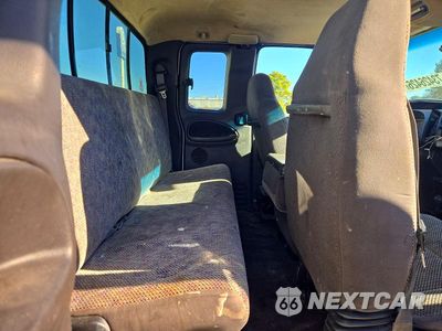 Zdjęcie 10 z 13 samochodu: 1998 DODGE RAM 1500 VIN:1B7HF13YXWJ178400 - miniatura
