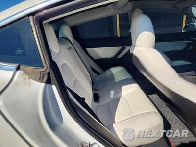 Zdjęcie 10 z 13 samochodu: 2019 TESLA MODEL 3 VIN:5YJ3E1EA9KF509403 - miniatura