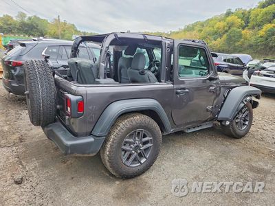 Trzecie zdjęcie samochodu z tyłu: 2026 JEEP WRANGLER SPORT VIN:1C4PJXANXTW207544 - miniatura