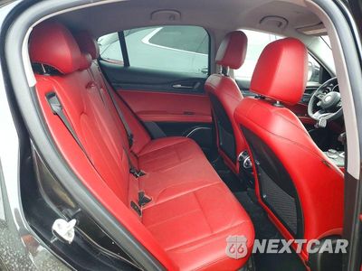 Zdjęcie 11 z 13 samochodu: 2021 ALFA ROMEO STELVIO SPORT VIN:ZASPAKAN2M7D11399 - miniatura