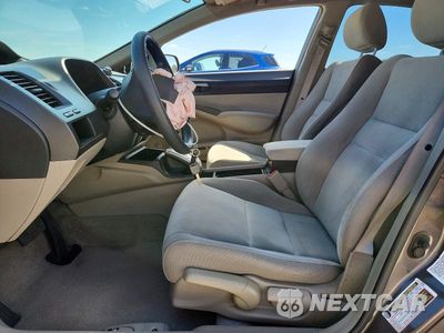 Zdjęcie 7 z 13 samochodu: 2010 HONDA CIVIC LX VIN:2HGFA1F59AH539960 - miniatura