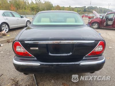 Zdjęcie 6 z 12 samochodu: 2006 JAGUAR XJ8 VIN:SAJWA71B86SH02388 - miniatura