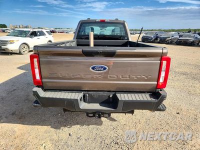 Zdjęcie 6 z 13 samochodu: 2023 FORD F350 SUPER DUTY VIN:1FT8X3AA6PED85083 - miniatura