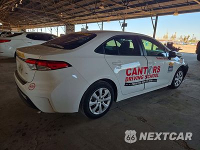 Trzecie zdjęcie samochodu z tyłu: 2025 TOYOTA COROLLA LE VIN:5YFB4MDE8SP305152 - miniatura
