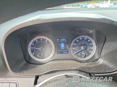 Zdjęcie 9 z 14 samochodu: 2021 HYUNDAI VENUE SE VIN:KMHRB8A37MU063972 - miniatura