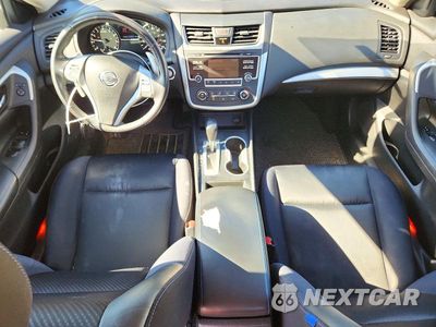 Zdjęcie 8 z 12 samochodu: 2016 NISSAN ALTIMA 2.5 SR VIN:1N4AL3AP4GC216795 - miniatura