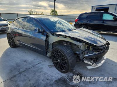 Czwarte zdjęcie samochodu z boku: 2019 TESLA MODEL 3 VIN:5YJ3E1EA5KF313085 - miniatura