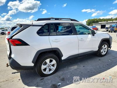 Trzecie zdjęcie samochodu z tyłu: 2020 TOYOTA RAV4 XLE VIN:2T3W1RFV6LW063134 - miniatura