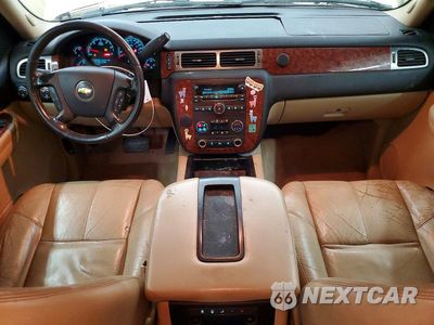 Zdjęcie 8 z 14 samochodu: 2007 CHEVROLET SUBURBAN K1500 VIN:3GNFK16327G111755 - miniatura