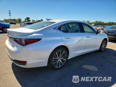 Trzecie zdjęcie samochodu z tyłu: 2025 LEXUS ES 300H BASE VIN:58ADA1C12SU056756 - miniatura