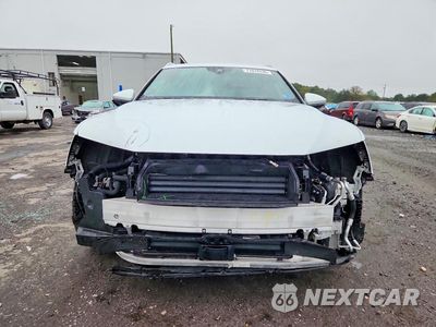 Piąte zdjęcie samochodu w środku: 2019 AUDI E-TRON PRESTIGE VIN:WA1VABGE4KB019748 - miniatura