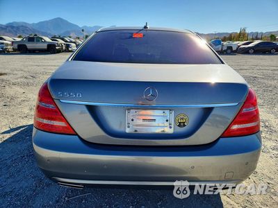Zdjęcie 6 z 12 samochodu: 2011 MERCEDES-BENZ S 550 VIN:WDDNG7BB0BA396927 - miniatura