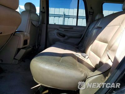 Zdjęcie 11 z 13 samochodu: 2002 LINCOLN NAVIGATOR VIN:5LMEU27R72LJ05767 - miniatura