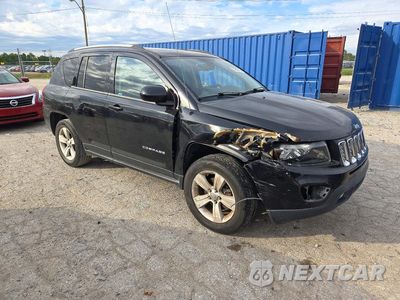 Czwarte zdjęcie samochodu z boku: 2014 JEEP COMPASS LATITUDE VIN:1C4NJDEB4ED507214 - miniatura