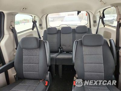 Zdjęcie 10 z 13 samochodu: 2008 DODGE GRAND CARAVAN SE VIN:1D8HN44H78B173642 - miniatura