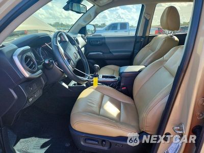 Zdjęcie 7 z 12 samochodu: 2020 TOYOTA TACOMA SR5 V6 VIN:3TMAZ5CNXLM117746 - miniatura