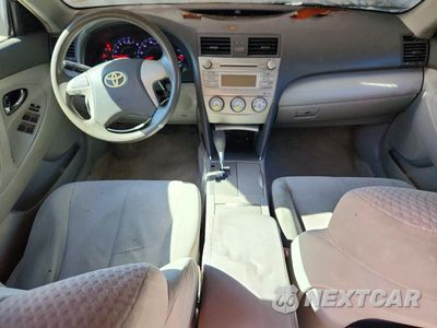 Zdjęcie 8 z 12 samochodu: 2011 TOYOTA CAMRY LE VIN:4T1BF3EK6BU150088 - miniatura