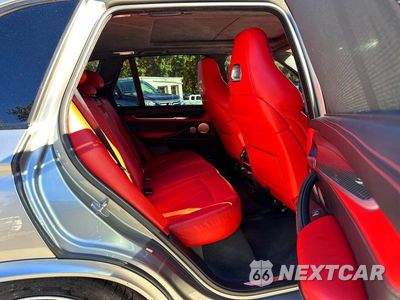 Zdjęcie 7 z 10 samochodu: 2015 BMW X5 M VIN:5YMKT6C56F0C89253 - miniatura