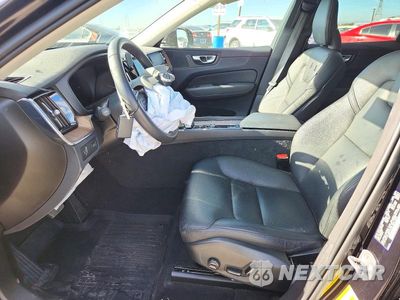 Zdjęcie 7 z 13 samochodu: 2022 VOLVO XC60 B5 MOMENTUM VIN:YV4L12RK6N1987230 - miniatura