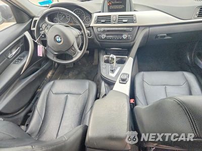 Zdjęcie 8 z 12 samochodu: 2015 BMW 320 I XDRIVE VIN:WBA3C3C58FK202155 - miniatura