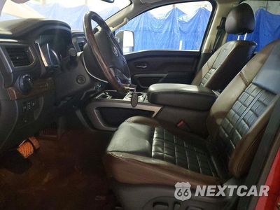 Zdjęcie 7 z 12 samochodu: 2016 NISSAN TITAN XD PLATINUM RESERVE VIN:1N6BA1F40GN515712 - miniatura